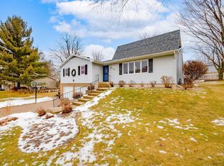 436 Raintree DRIVE, Fort Atkinson, WI 53538