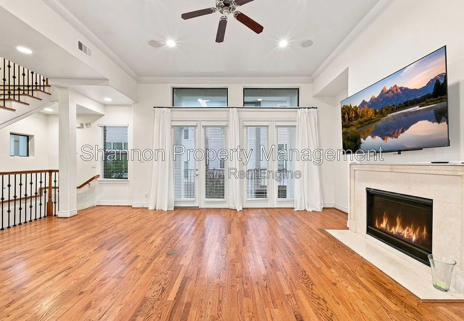 3 bed, 3.5 bath, 2498 sqft, $3,095 — Photo 4