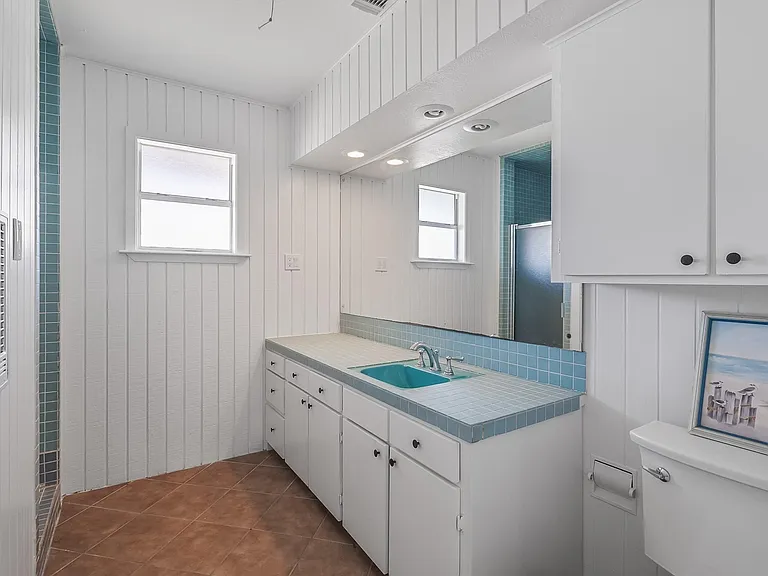 4907 Jolly Roger Rd — Photo 13