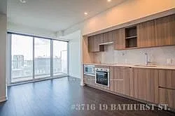 19 Bathurst St #3716