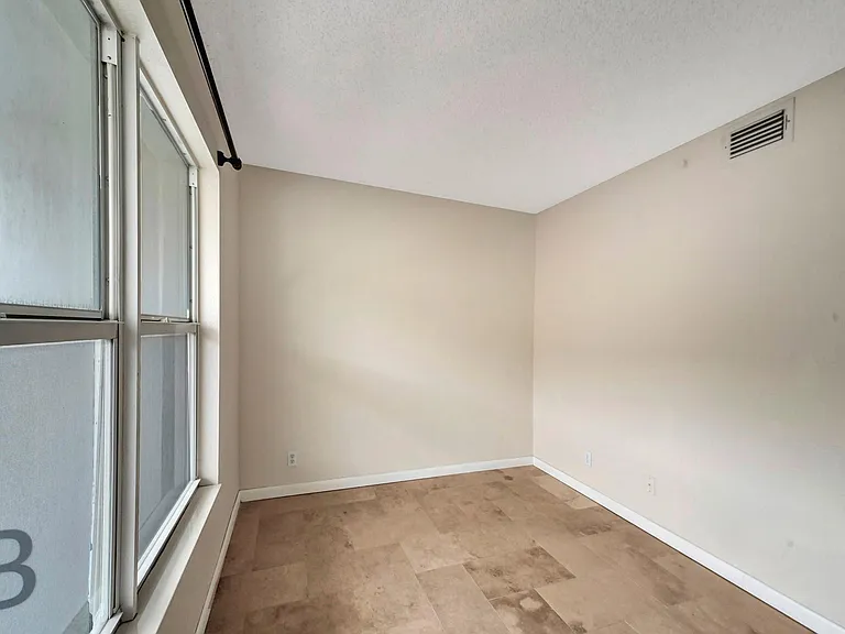 4025 N Federal Hwy #B311 — Photo 13