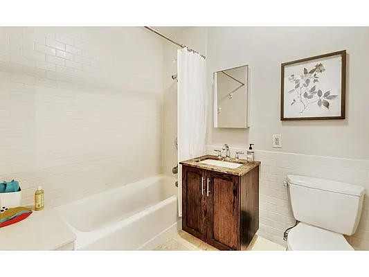 Sold by Continental Real Estate Group | media 19