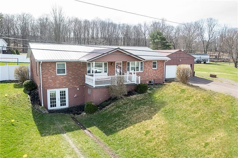 1st image of 421 Woodlawn Ave