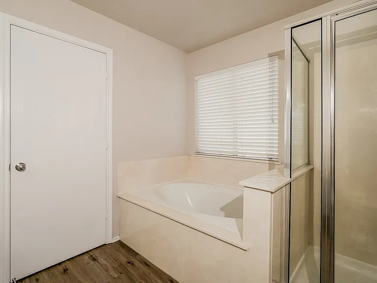 120 Bay Willow — Photo 10