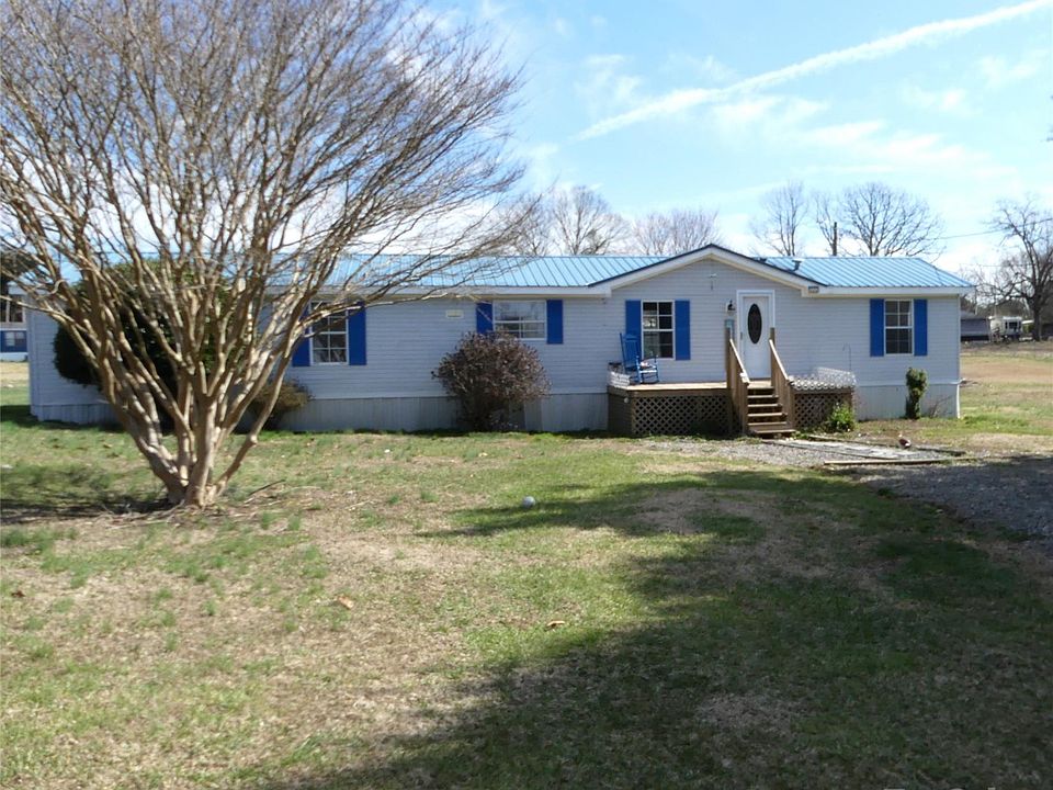 1st image of 123 Mockingbird Dr