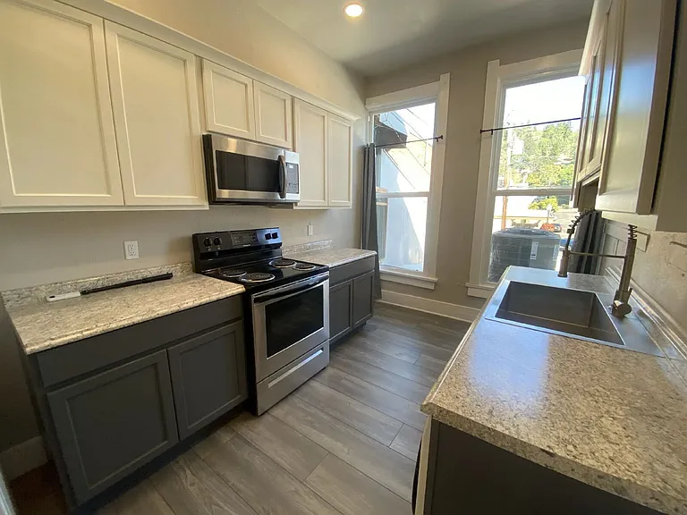 624 SE Main St — Photo 7