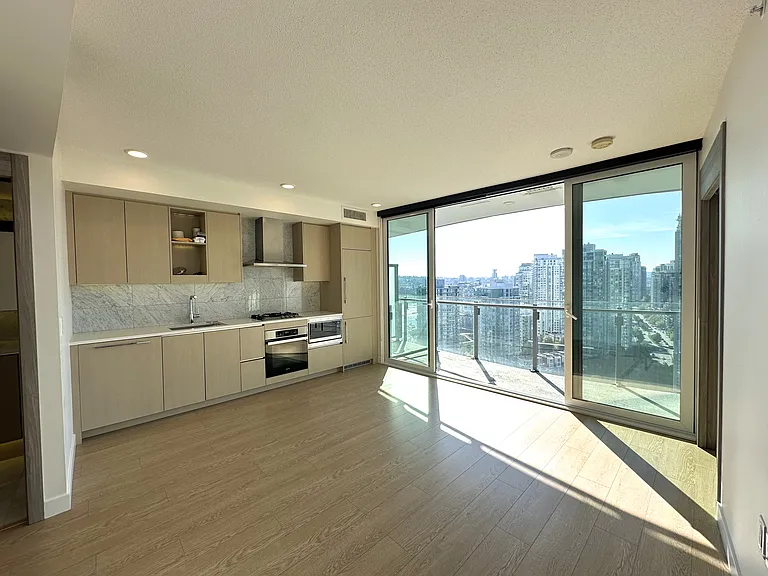 89 Nelson St #2604 — Photo 3