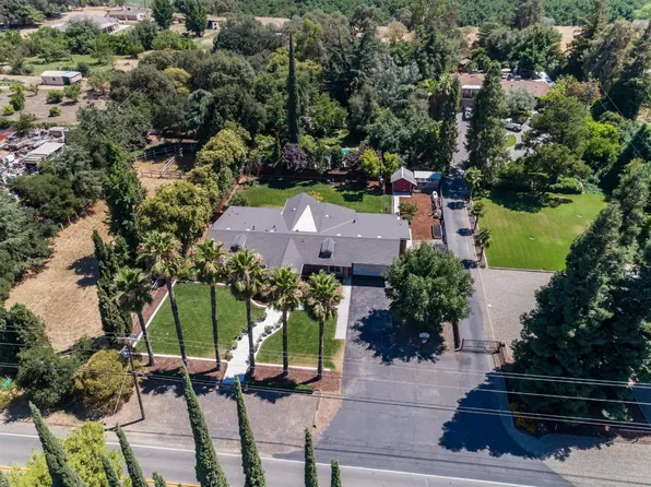 7160 River Rd, Oakdale, CA 95361
