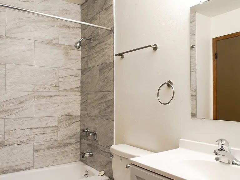 1 Bedroom - Renovated
