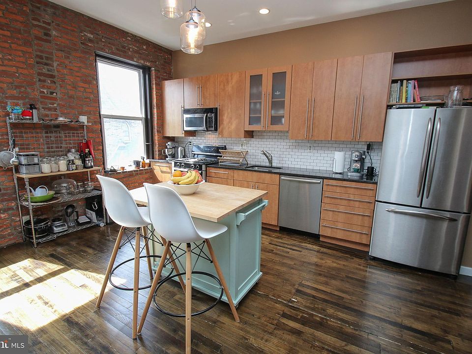 1st image of 735-739 S 12th St #302