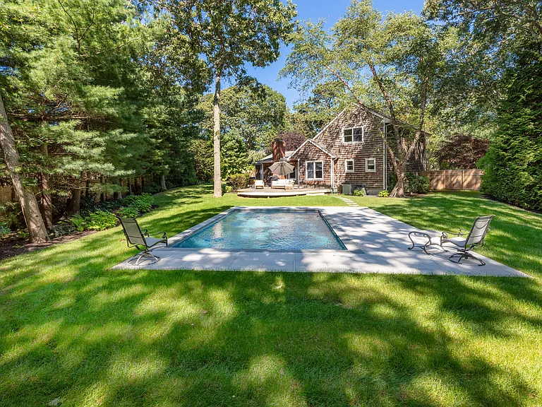 563 Montauk Hwy — Photo 21