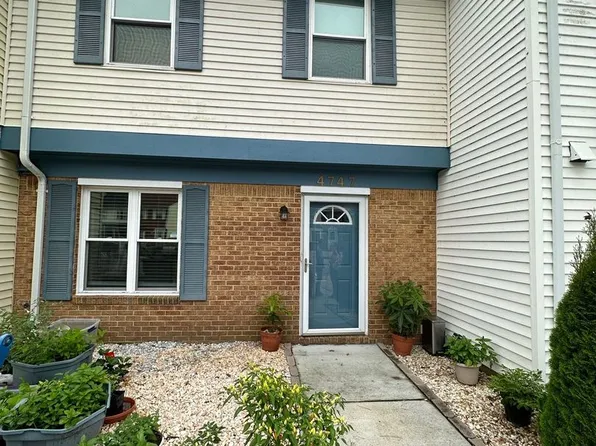 4747 Greenlaw Dr, Virginia Beach, VA 23464