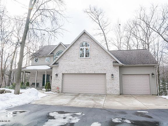 5th image of 7401 Silver Ridge Dr NE