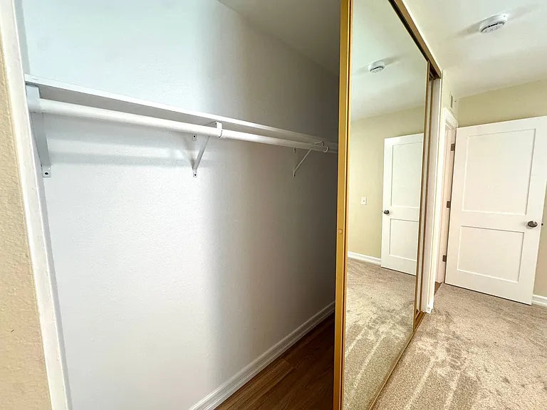 18229 Olympic Ct — Photo 10