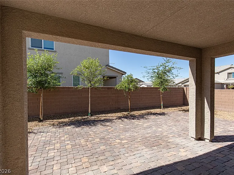 1639 Dire Wolf Ave — Photo 18