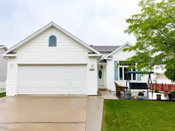 3425 39th St S, Moorhead, MN 56560