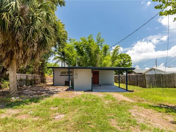 1816 Joyce St, Sarasota, FL 34231