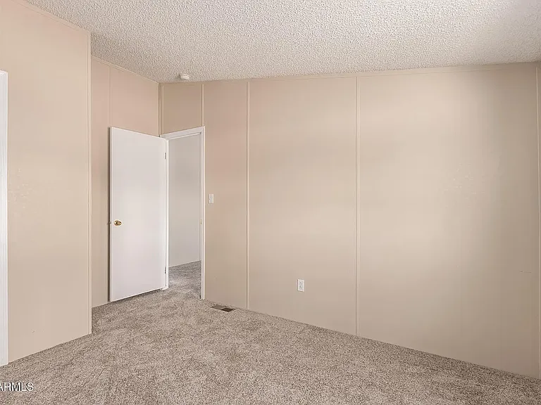 38429 N 27th Ave — Photo 37