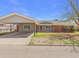 1908 S Hackberry St, Pecos, TX 79772