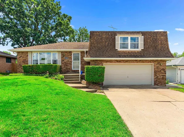 1302 Jefferson St, Pekin, IL 61554