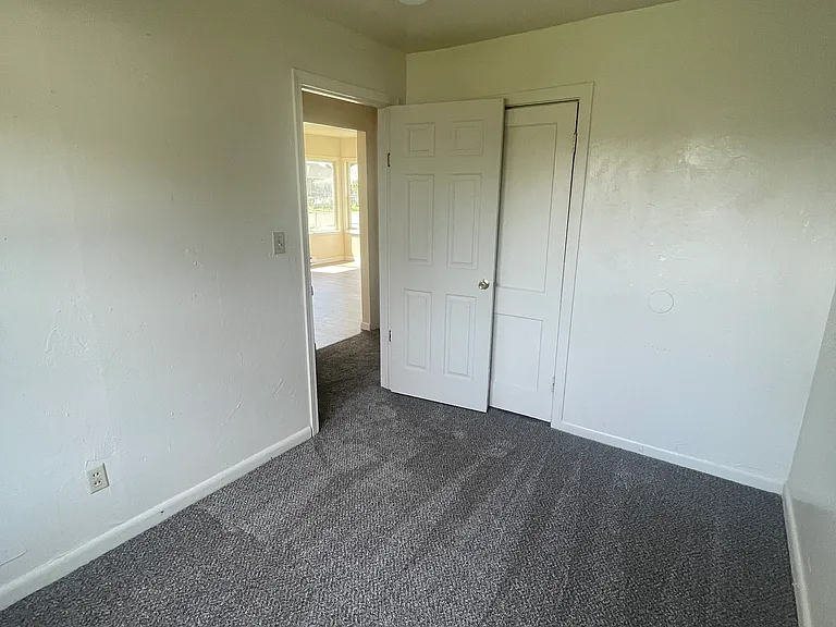 288 Beech St — Photo 11