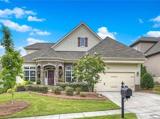 16817 Coves Edge Ln, Charlotte, NC 28278