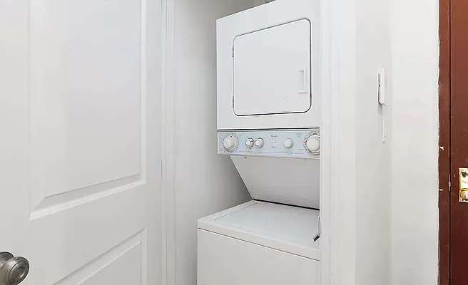 Rented by REAL New York | media 21