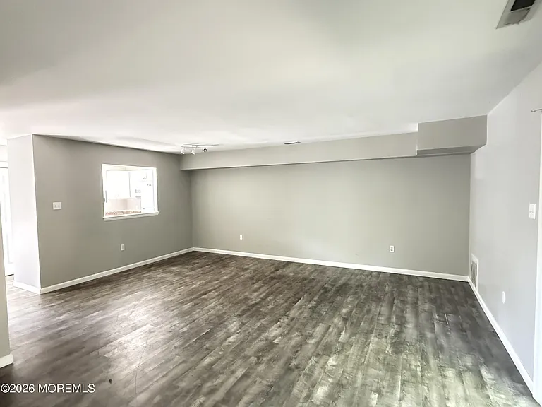 207 E Winged Foot Ct — Photo 2