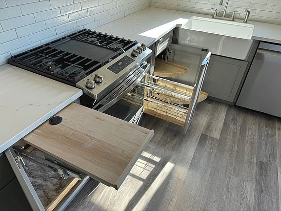 4th image of 1514 Harbour Court #2B