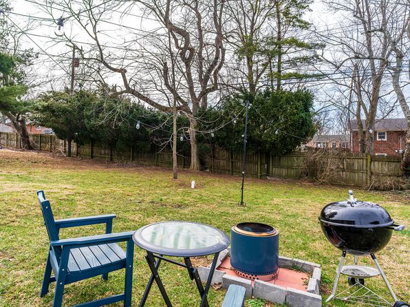 lexington-kentucky-77567920 picture