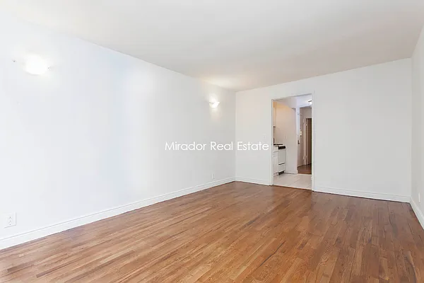 Rented by Mirador Real Estate | media 8