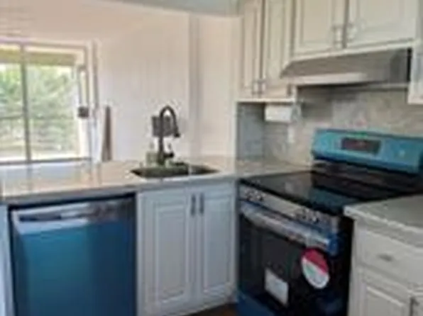 111 Royal Park Dr APT 3A, Oakland Park, FL 33309