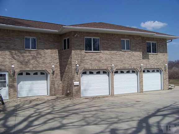 2nd image of 1116 N Shore Dr