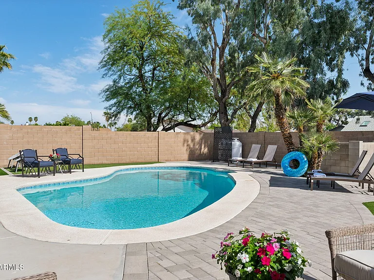 5301 E Tierra Buena Ln — Photo 49
