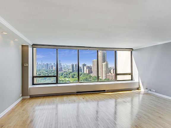 5th image of 2800 N Lake Shore Dr APT 2414