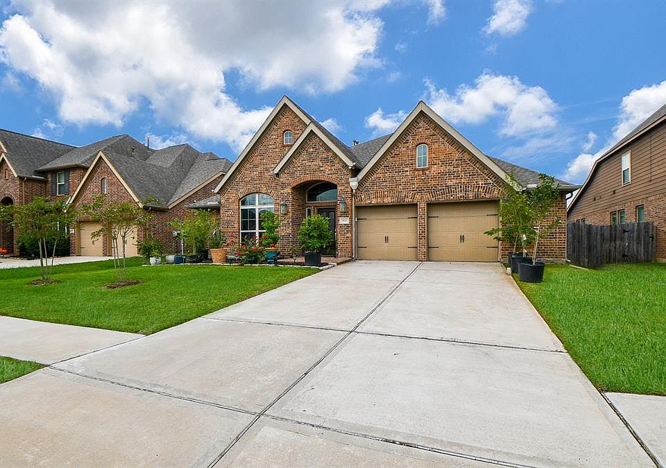 1st image of 1820 Emerald Trace Lane