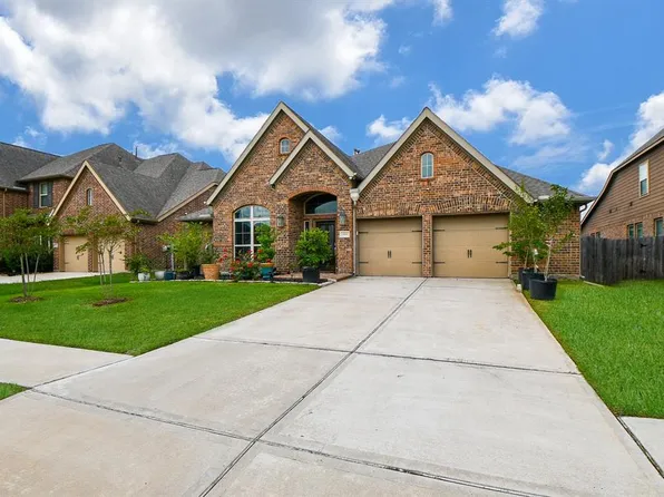 1820 Emerald Trace Lane, Pearland, TX 77584