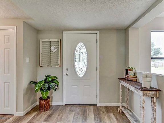 5th image of 1831 HAWAII Drive E