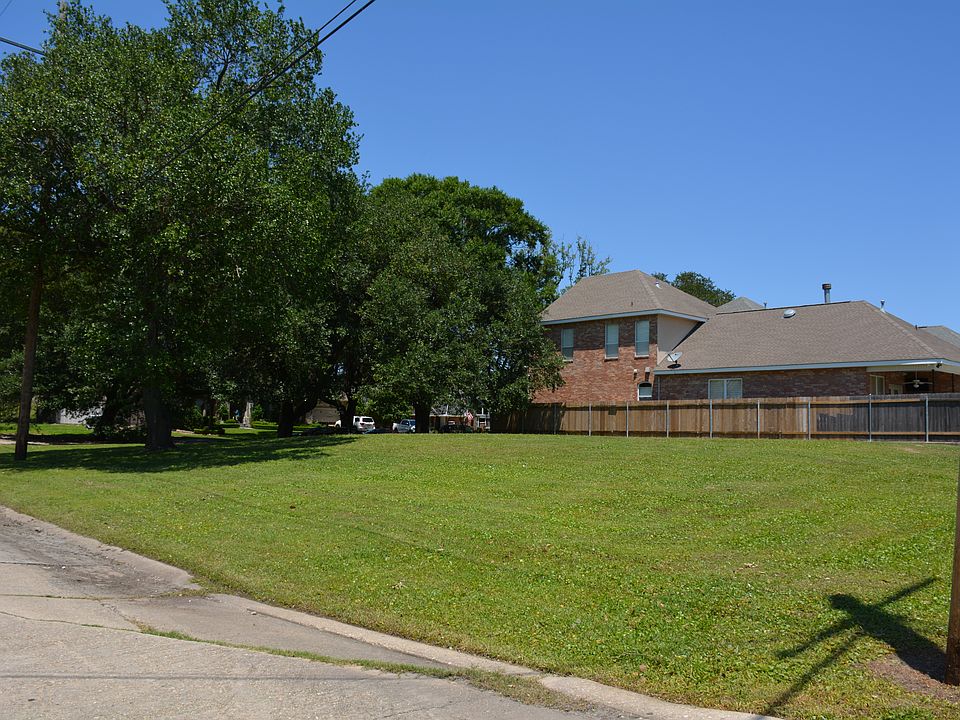 1st image of 6101 Bellaire Dr