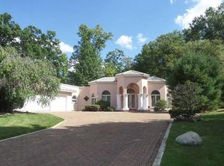 1142 Wishart Pl, Hermitage, PA 16148