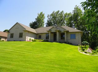 2548 Remington Rd, Green Bay, WI 54302