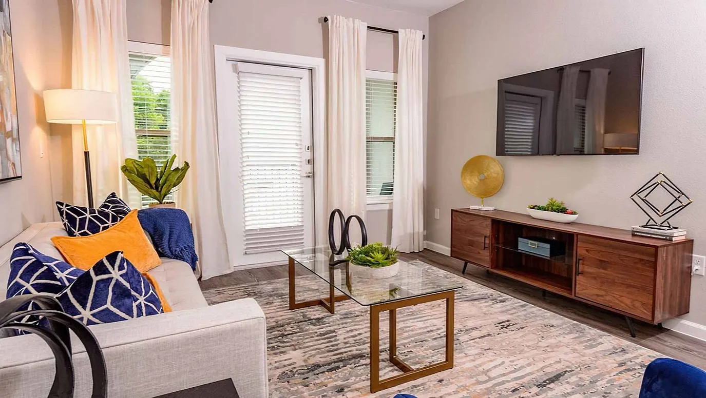 Regency Park Residences — Photo 2