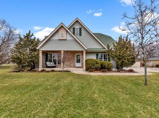 N72W24702 Good Hope Rd, Lisbon, WI 53089