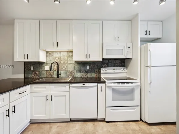 155 Dillon Rd APT 1821, Hilton Head Island, SC 29926