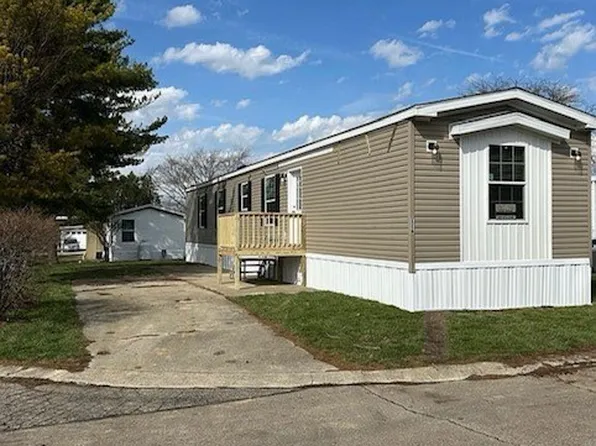116 Solar Dr, Tipp City, OH 45371
