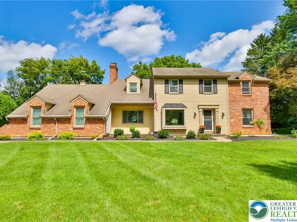 710 Wedgewood Rd, Bethlehem, PA 18017
