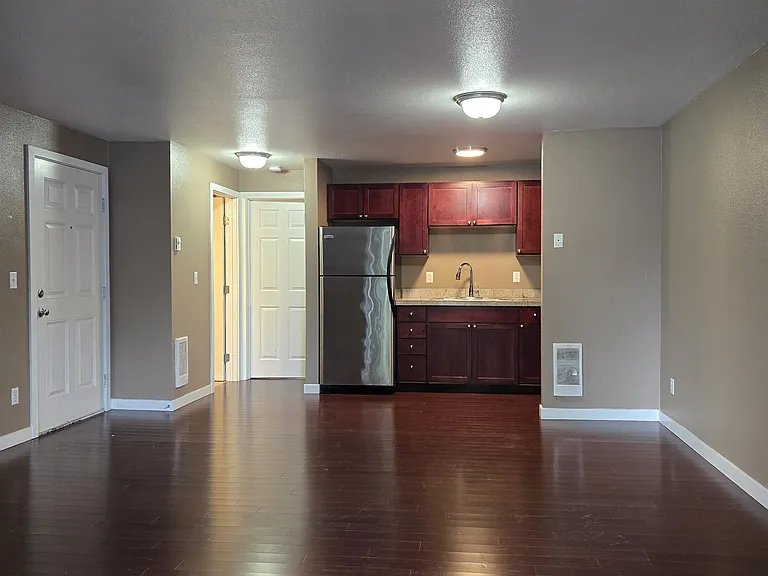The Pointe At Lake Stilecoom — Photo 8