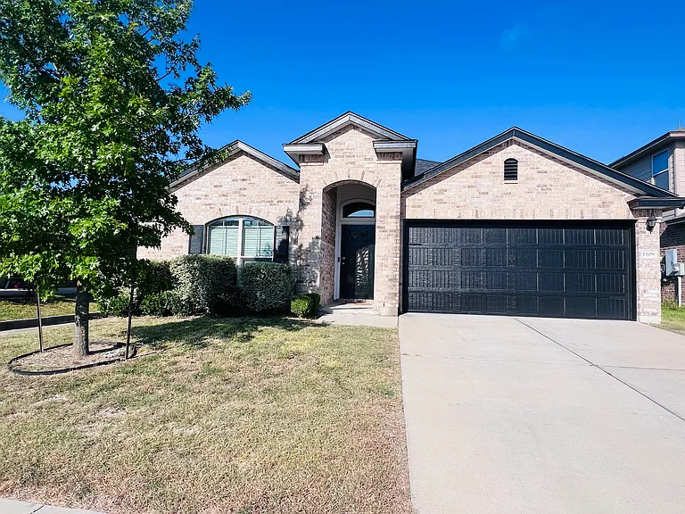 1508 Shims Blvd — Photo 1