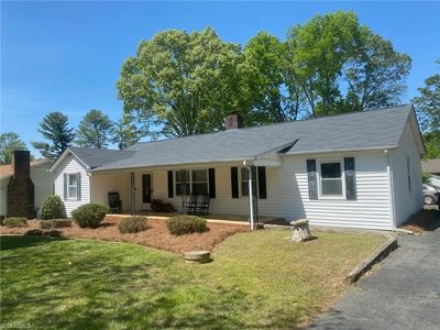 3935 Avera Ave, Winston Salem, NC, 27106