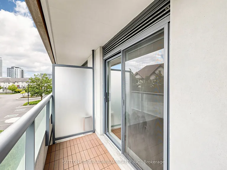 30 N Park Rd #202 — Photo 20